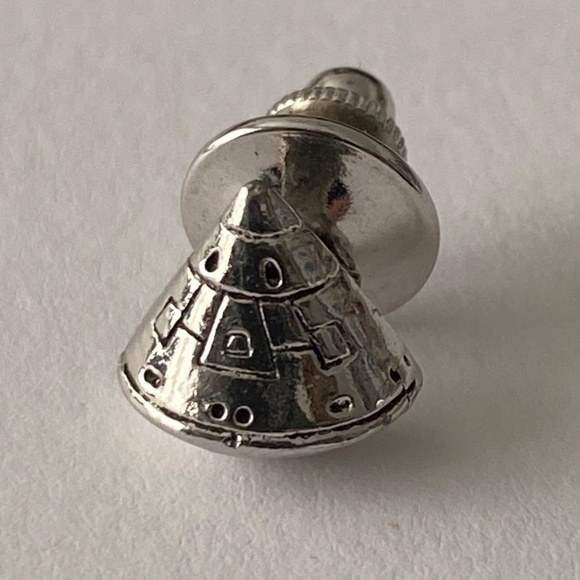 Vintage 60s NASA Apollo Space Age Silver Tone Tie Tack Pin - Picture 1 of 4